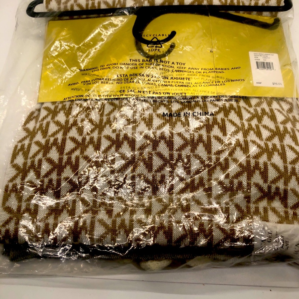 Michaels Kors Women’s Scarf Hat Glove  Logo Repeat Muffler Hat Glove Bellyband